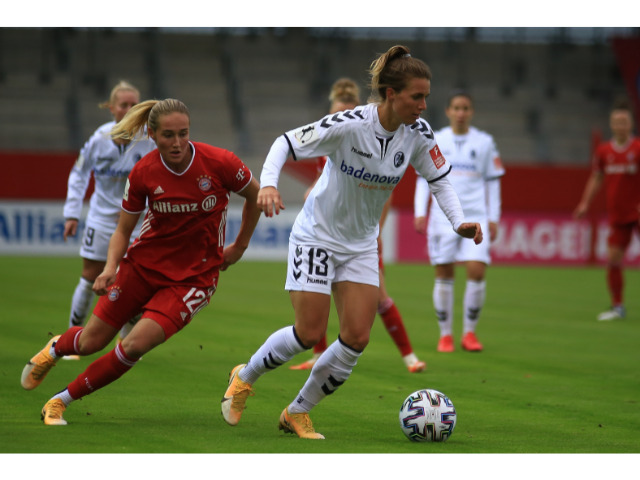 サッカーのドリブル